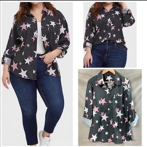 Torrid Black Star Relaxed Fit Button Up Size 0